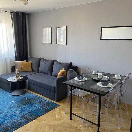 Ferienwohnung Apartament Emilian Warschau Exterior foto