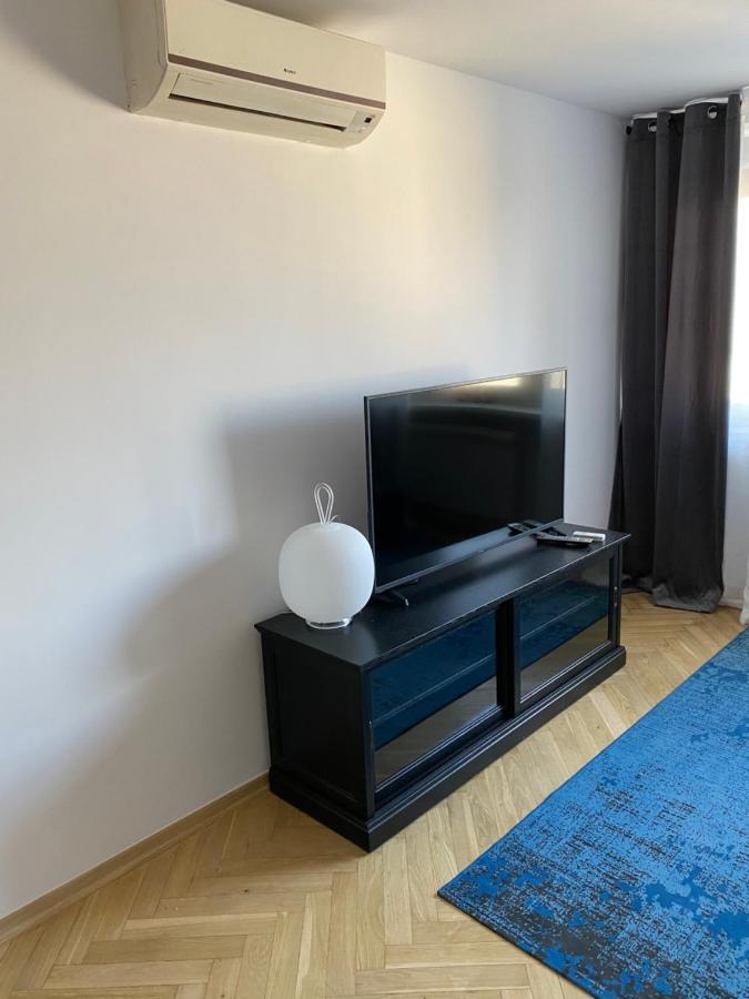 Ferienwohnung Apartament Emilian Warschau Exterior foto