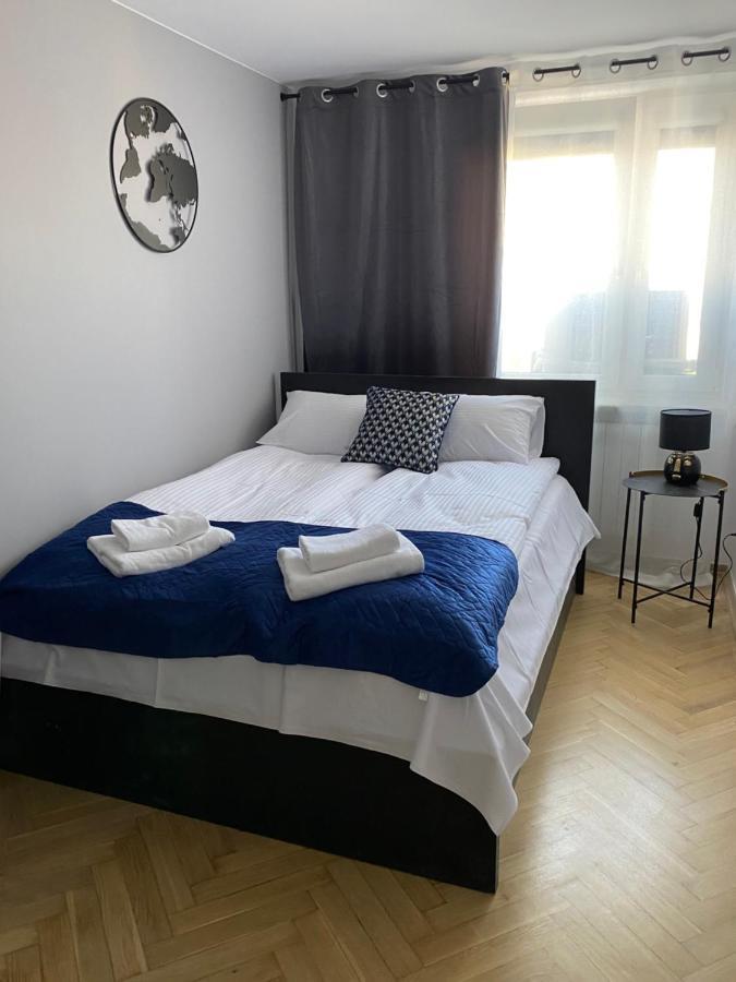 Ferienwohnung Apartament Emilian Warschau Exterior foto